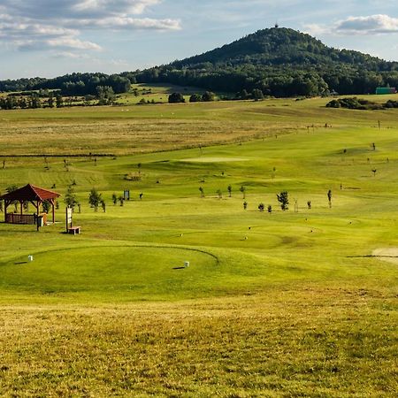 Golf Resort Ceska Lipa Нови-Бор Екстер'єр фото